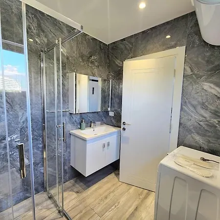 Center Penthouse Oasis Daire *