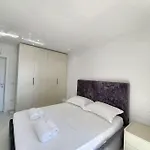 Center Penthouse Oasis *
